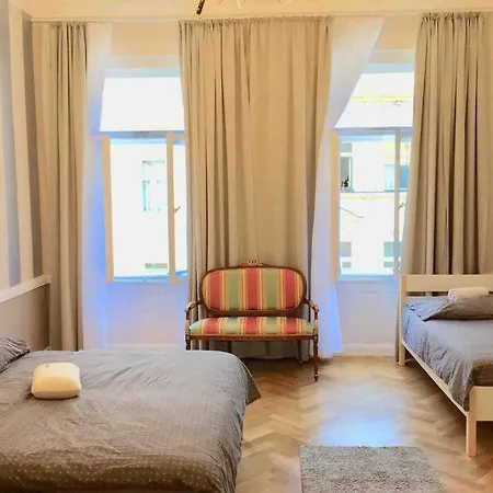 Daire Deluxe Residence At Dancing House *
